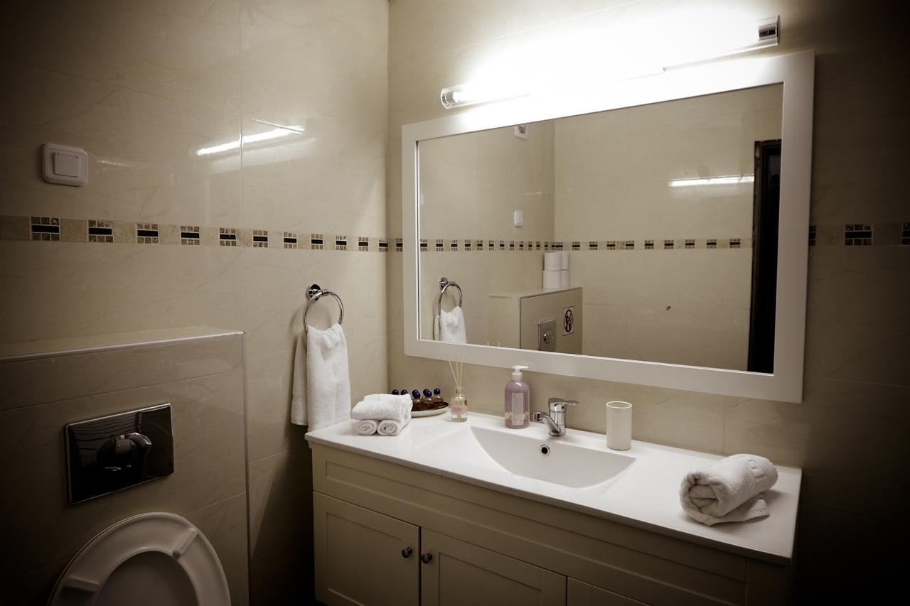 Avi'S Suites Eilat Exterior photo